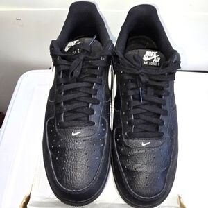 NIKE AIR FORCE 1 '07 Black Size 11.5